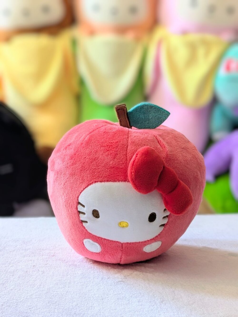Round 1 Exclusive Sanrio 5" Red Apple Hello Kitty Plush